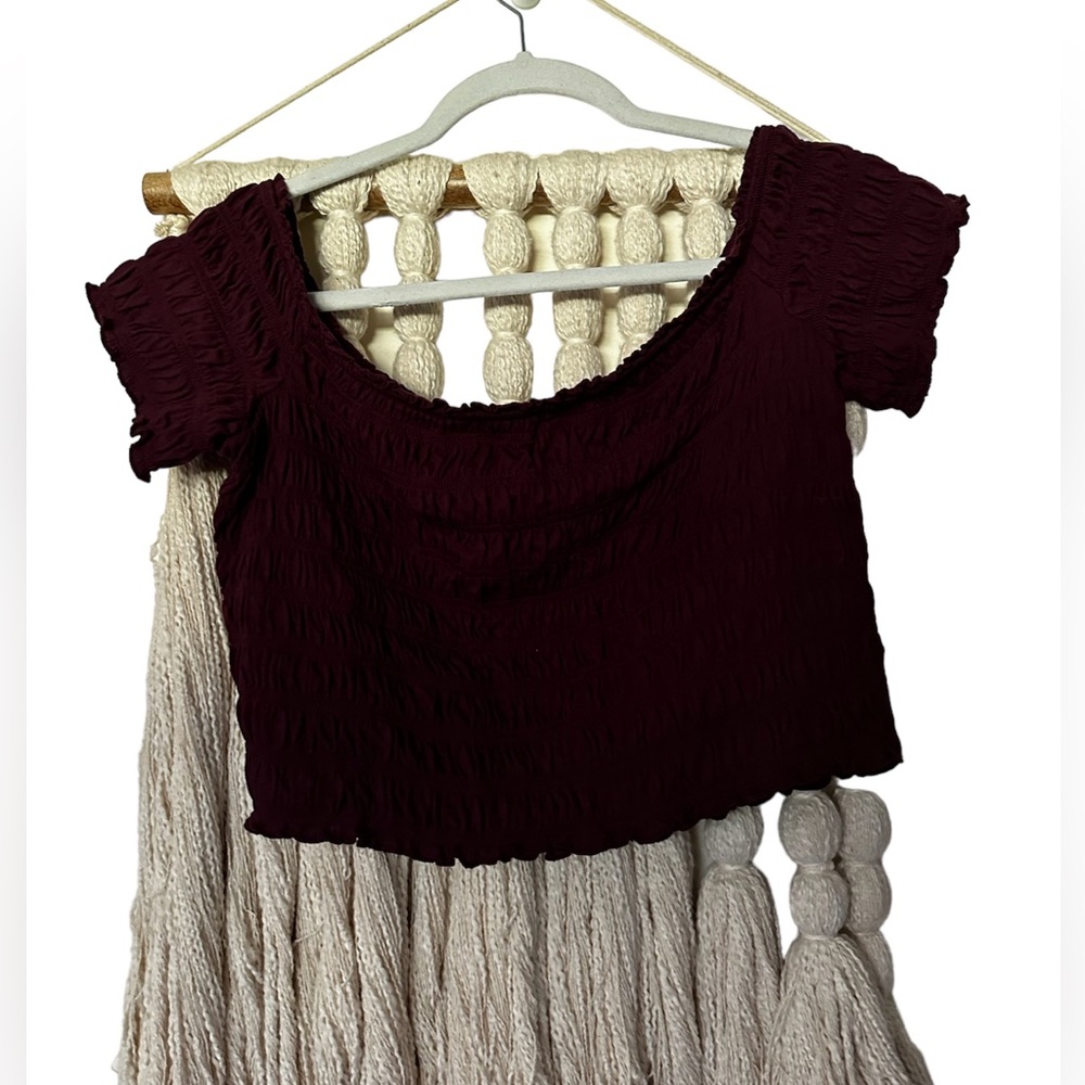 AEROPOSTALE | ruched burgundy top